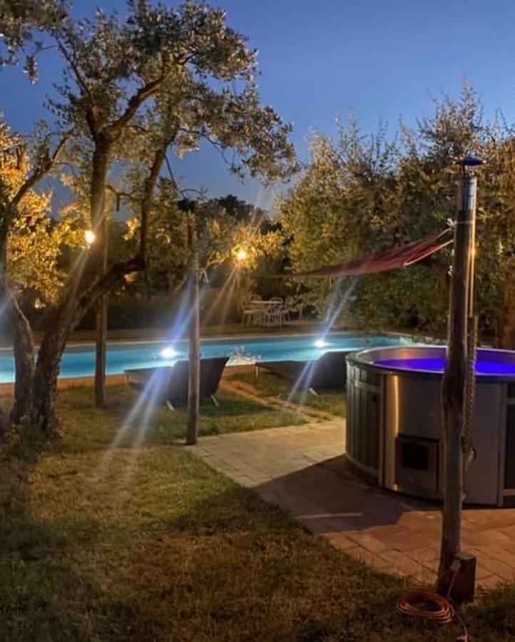Agriturismo La Cervaiola Piccola Dimora Di Campagna Порано Экстерьер фото