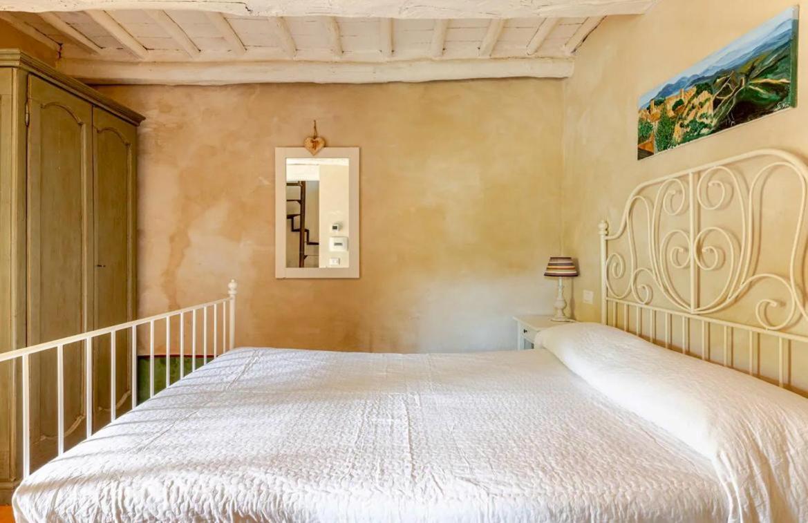 Agriturismo La Cervaiola Piccola Dimora Di Campagna Порано Экстерьер фото