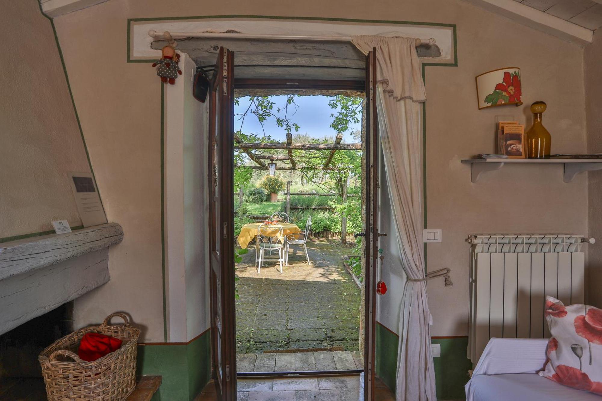 Agriturismo La Cervaiola Piccola Dimora Di Campagna Порано Экстерьер фото